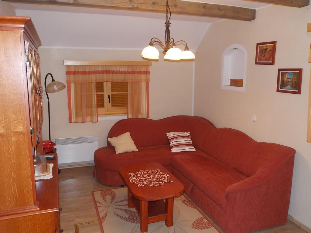 Holiday House Kaja Mojstrana Oda fotoğraf